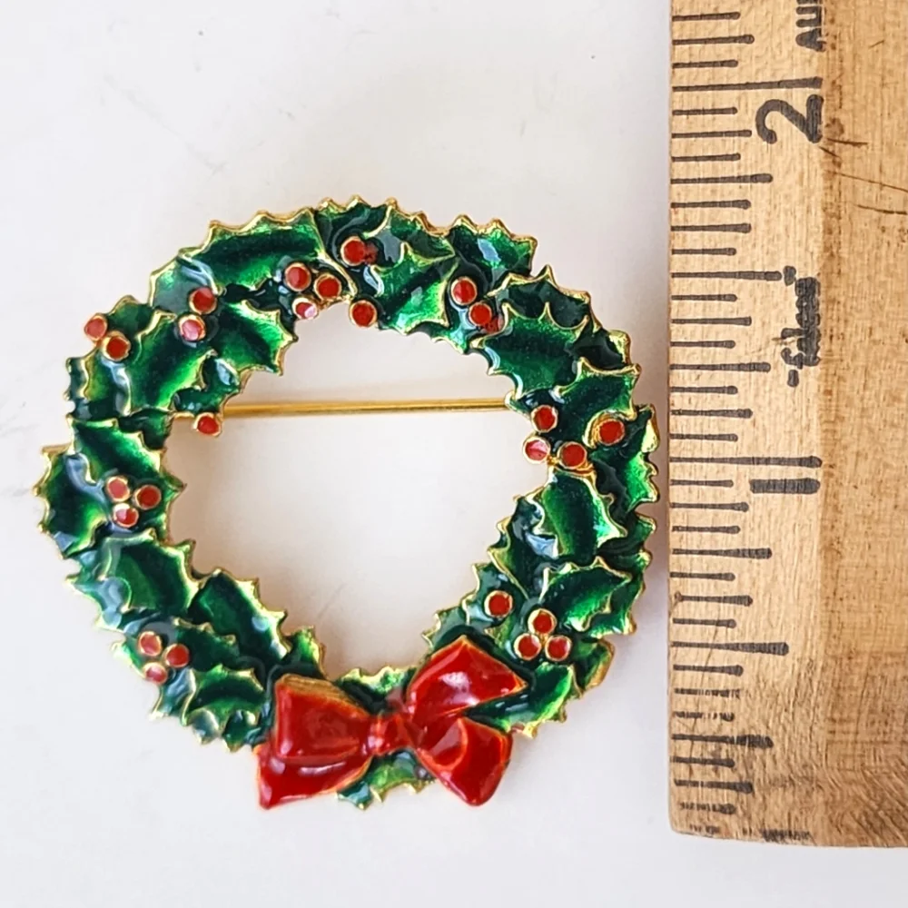 Holly Wreath Brooch